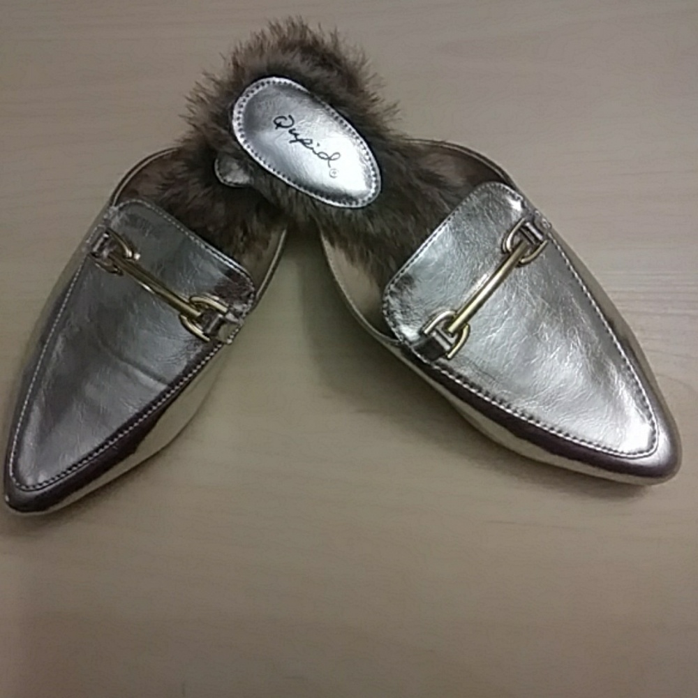 Qupid Pointy toed flat slides for sale!